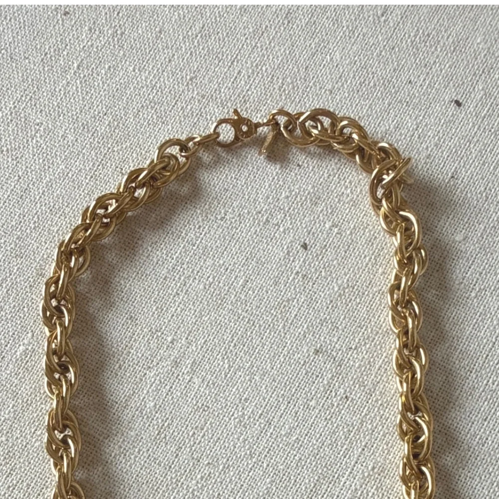 VTG Monet Black‎ Enamel Gold Tone Rope Chain Necklace 30